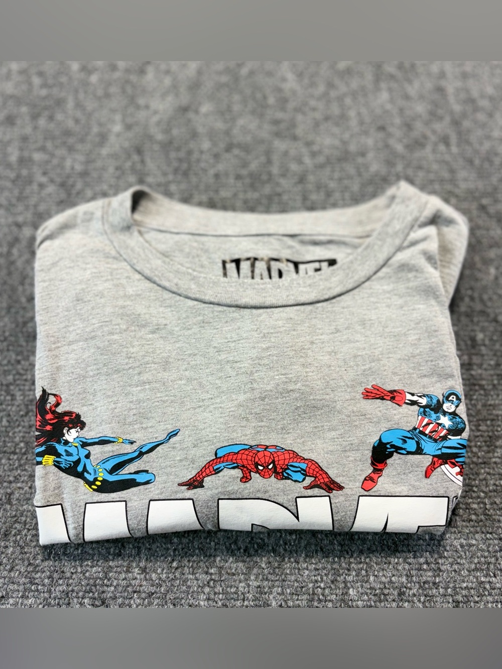Marvel Comics Avengers Grey Long Sleeve Graphic T-Shirt Mens Size M